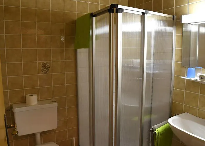 Fruehstueckspension Binder ゲストハウス Harbach